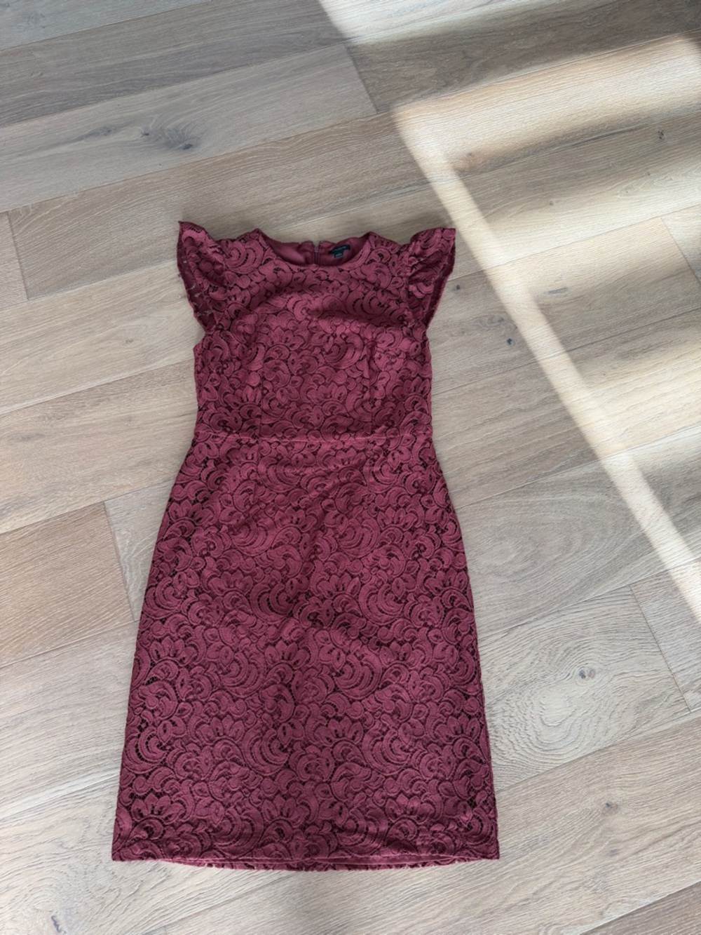 Ann Taylor Factory Burgundy Lace Midi Dress